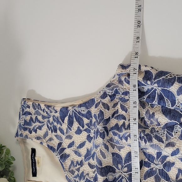 Tommy Hilfiger blue lace flare dress size 8 - Picture 9 of 10